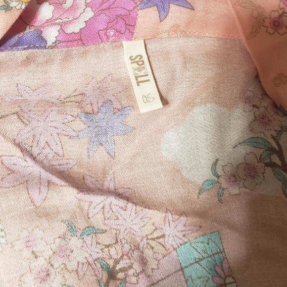 UFT Spell Wild Horses Kimono - Picture 2 of 6